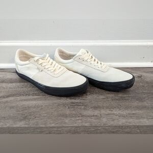 Men's Size 10 Van's Gilbert Crockett Shoe Skateboard Shoe Waffle Bottom